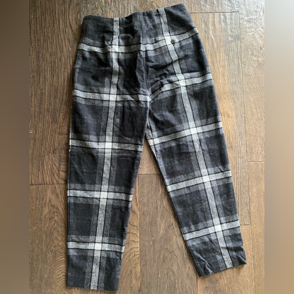 Aritzia Wilfred Plaid Cropped Pants - Picture 3 of 3